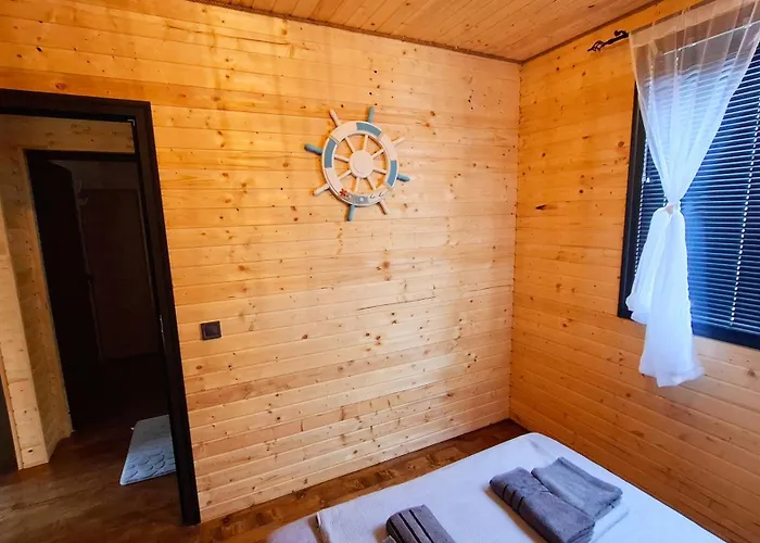 еко къщи градина Süzebolu